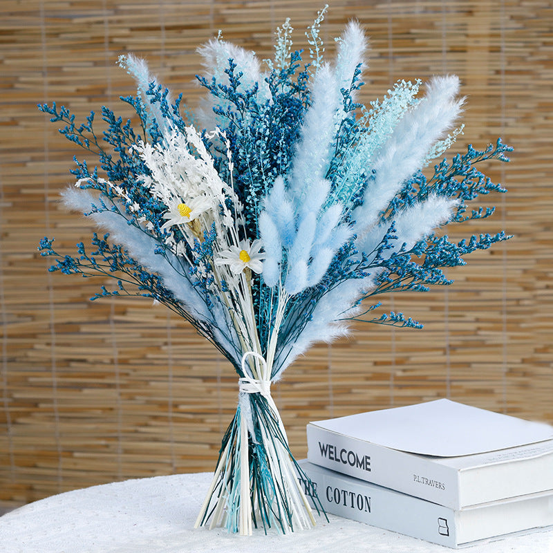 Elegant Dried Flower Bouquet