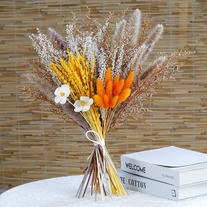 Elegant Dried Flower Bouquet