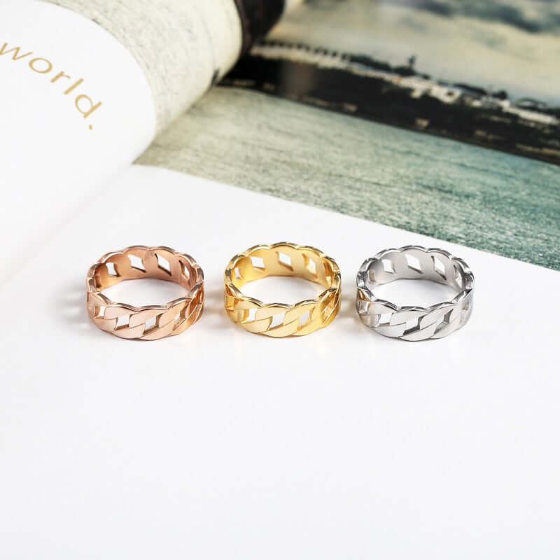 Cassie Ring - Elegant Stainless Steel Wedding Band
