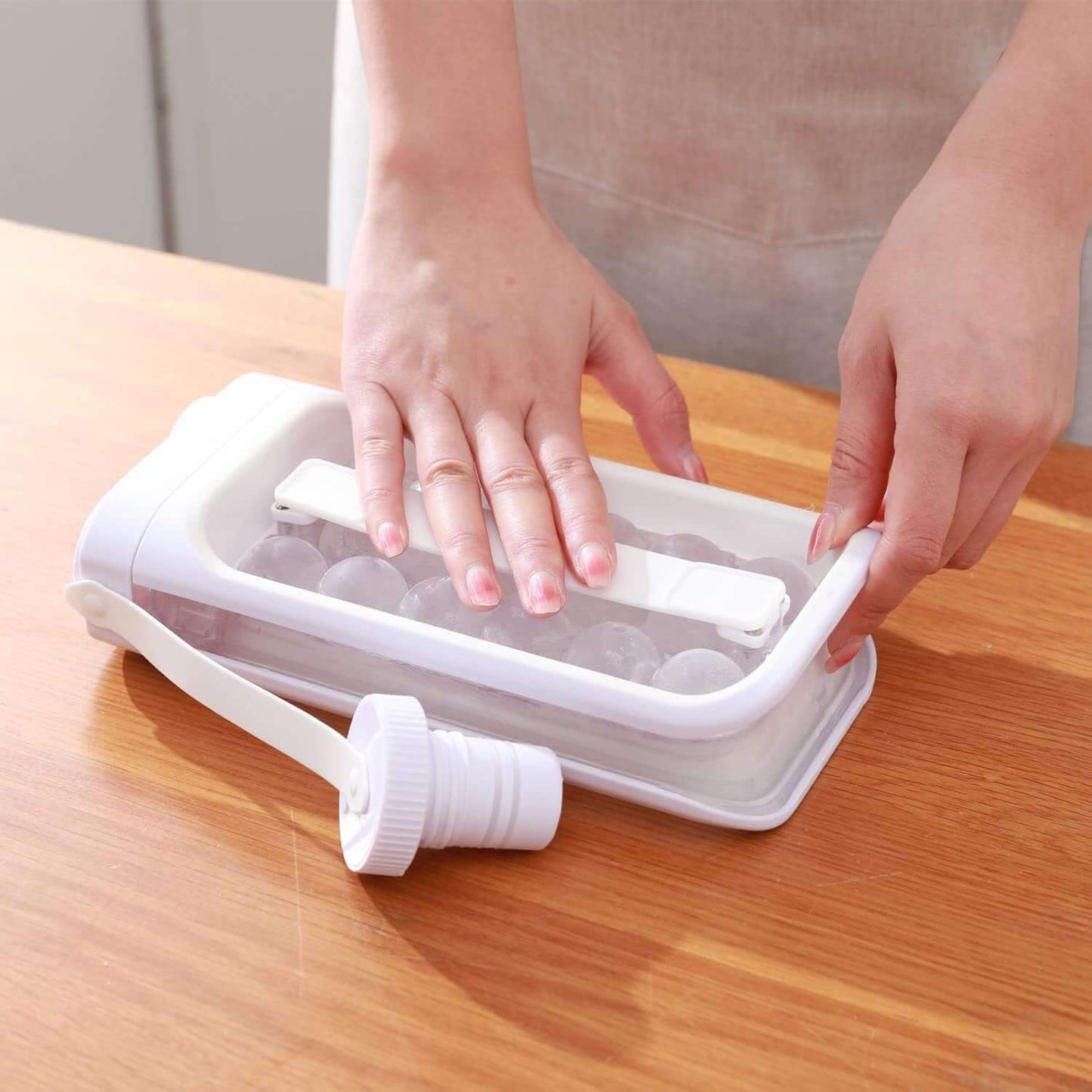 2-in-1 Portable Ice Ball Maker & Water Bottle
